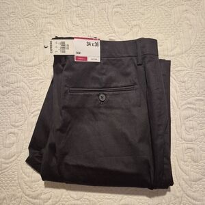 Express men's size 34 x 36 black slim fit black Chino 4 pockets, NEW
